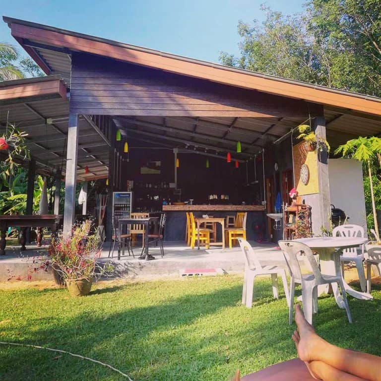 aathid-garden-restaurant-relax